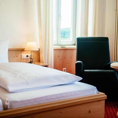 Deutenhof Hotel, Restaurant & Veranstaltung Бад Абах Екстериор снимка