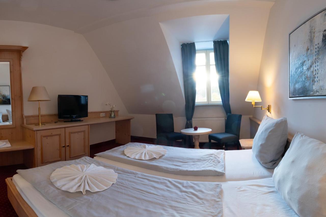 Deutenhof Hotel, Restaurant & Veranstaltung Бад Абах Екстериор снимка