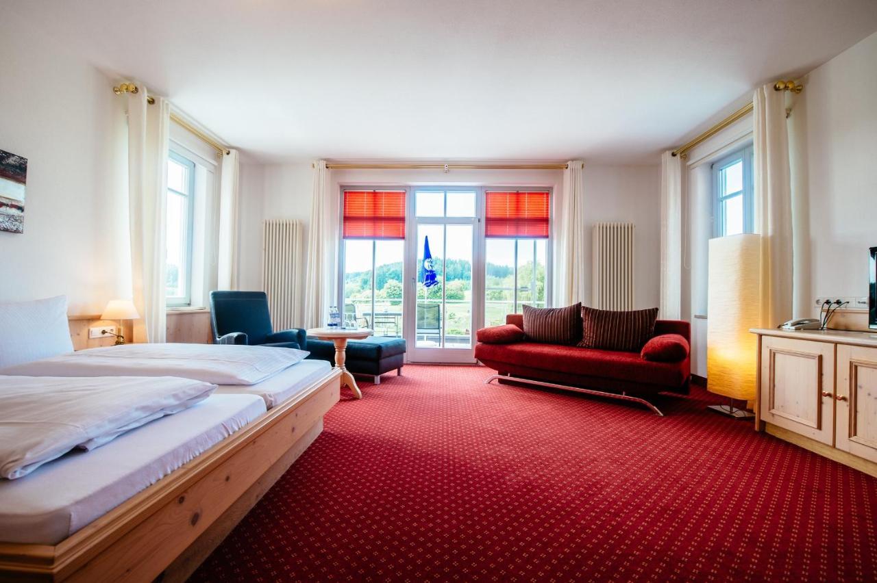 Deutenhof Hotel, Restaurant & Veranstaltung Бад Абах Екстериор снимка