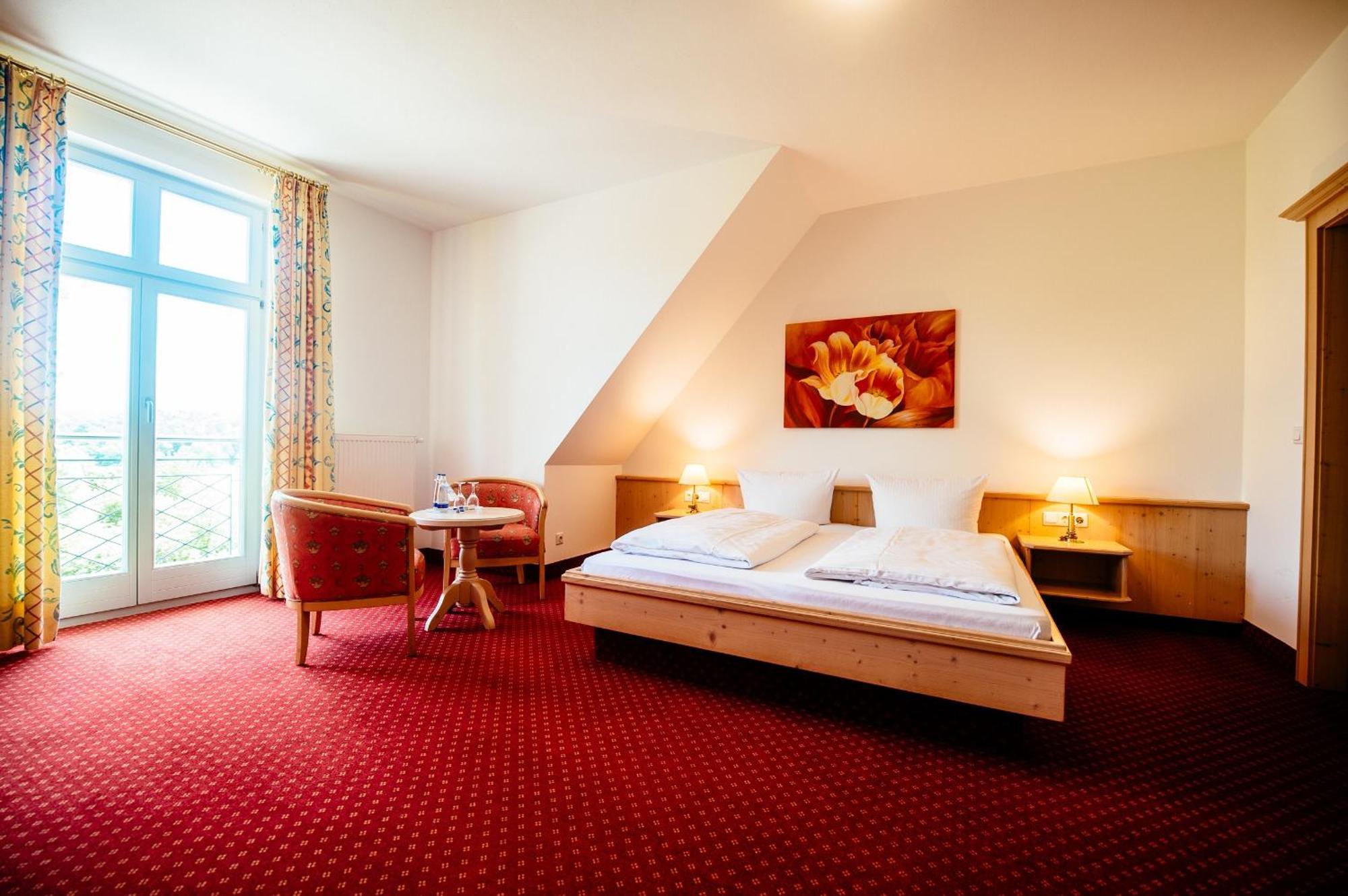 Deutenhof Hotel, Restaurant & Veranstaltung Бад Абах Екстериор снимка